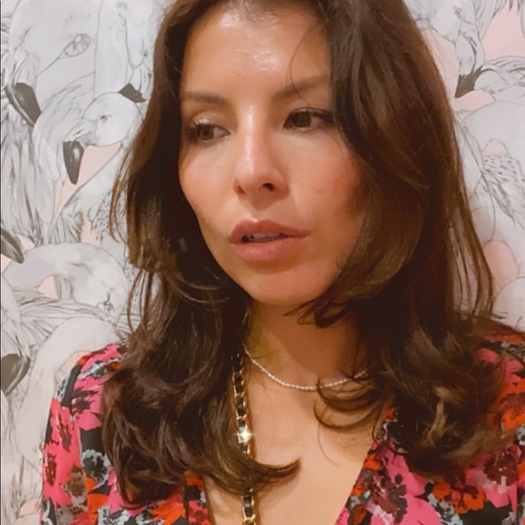 Meet your Posher, Sara - Picture 1 of 4